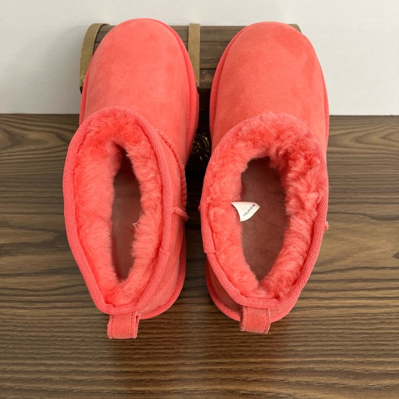 UGG CLASSIC ULTRA MINI PINK SUEDE COMFORT BOOTS SIZE US YOUTH 4 FITS WOMENS 5.5 - Picture 11 of 13